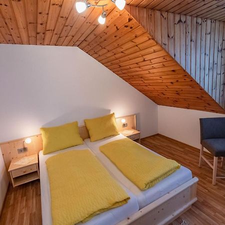 Apartament Bauernhof Oberloeffele Jenig Zewnętrze zdjęcie